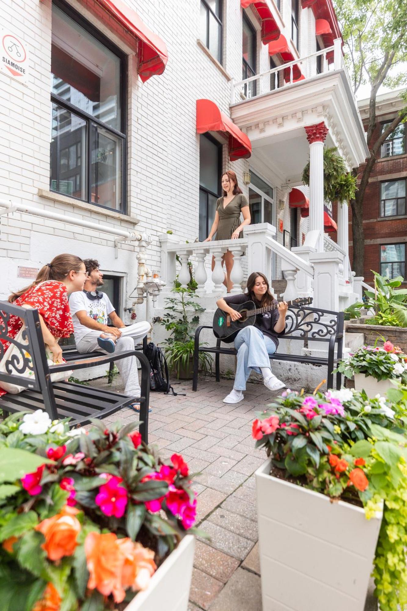 Saintlo Hostel Montreal