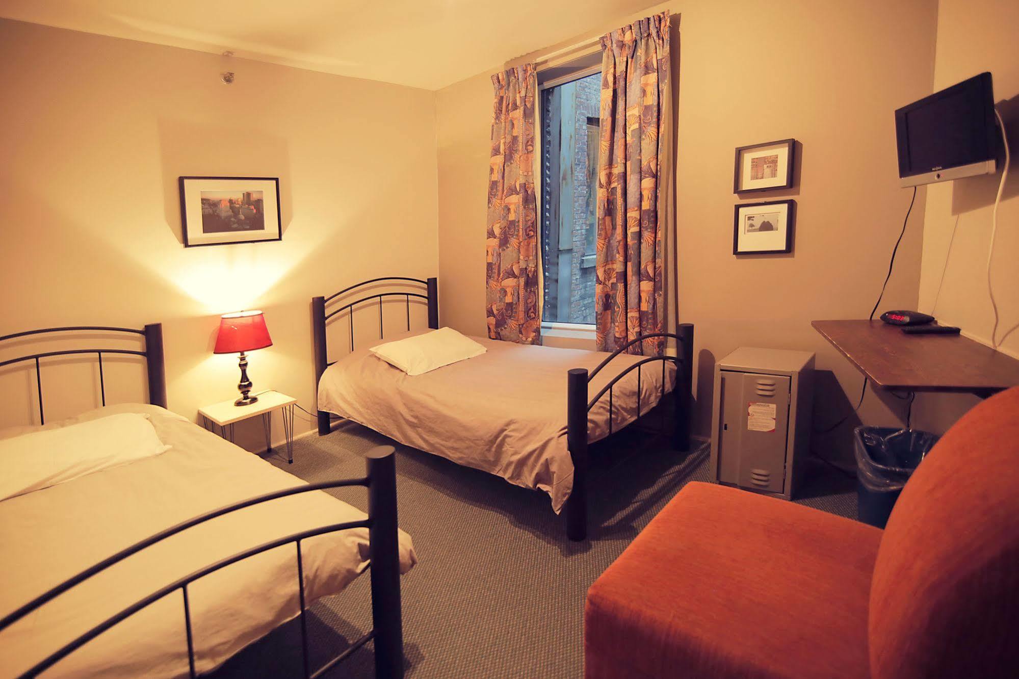 Saintlo Hostel